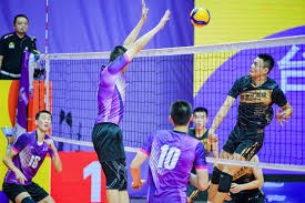 世体预测巴萨首发：莱万、阿劳霍&库巴西预计缺席 费兰可能踢中锋