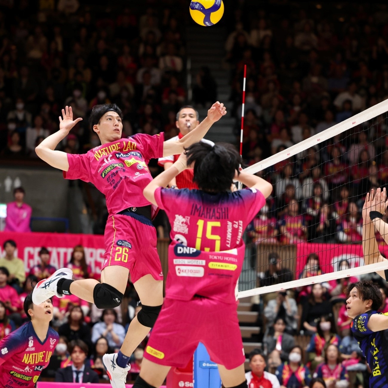 2025年联机游戏加速软件横评：谁是玩家流畅联机终极之选？